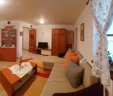 Nyugalom Szigete 2 Fos Apartman 1 Haloterrel Vertessomlo Exterior photo