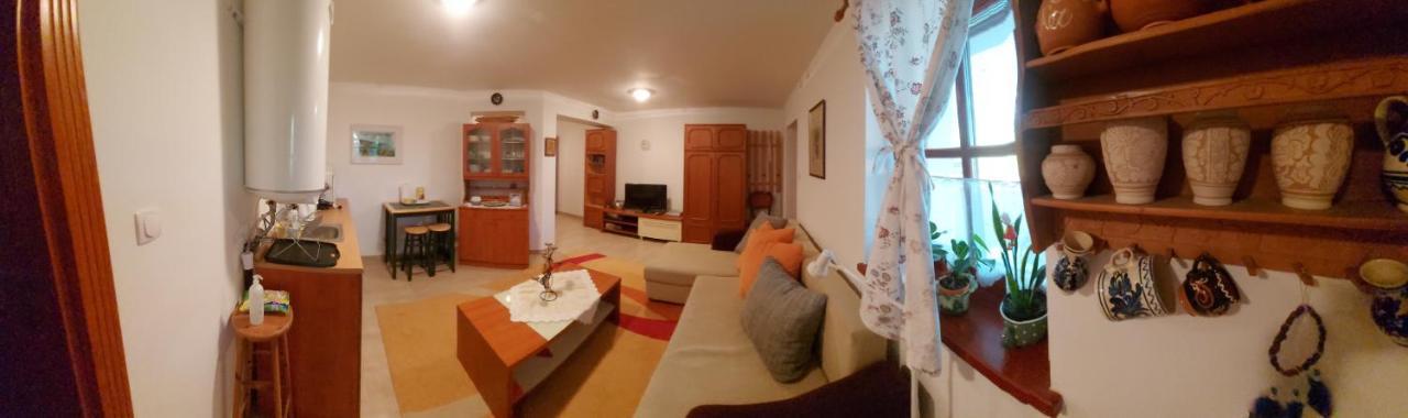 Nyugalom Szigete 2 Fos Apartman 1 Haloterrel Vertessomlo Exterior photo