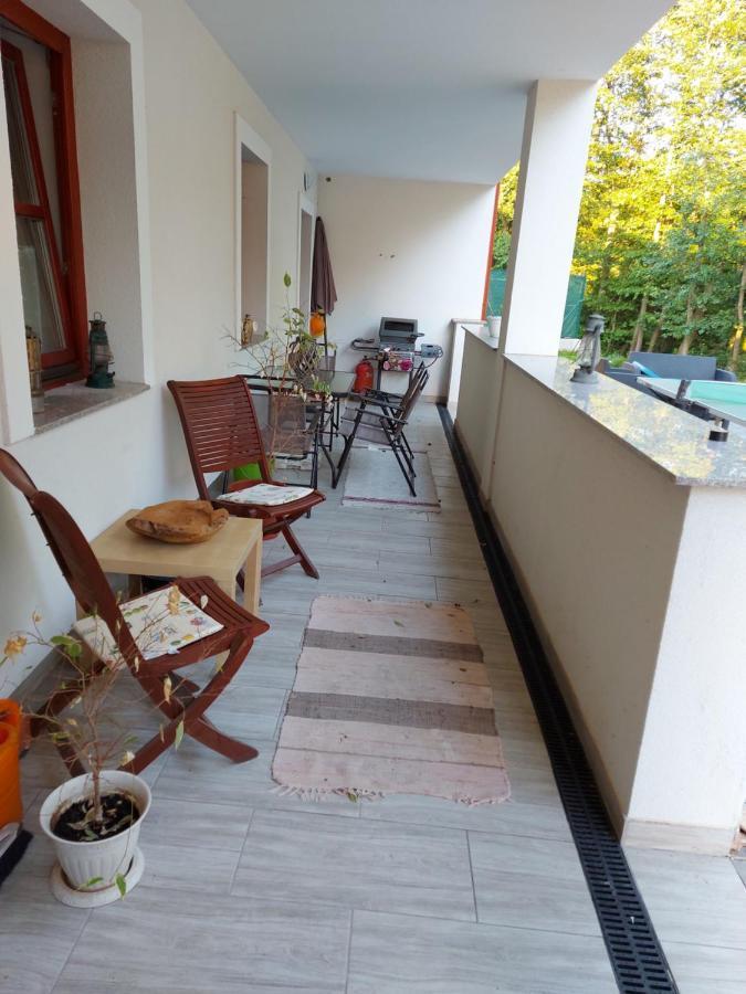 Nyugalom Szigete 2 Fos Apartman 1 Haloterrel Vertessomlo Exterior photo